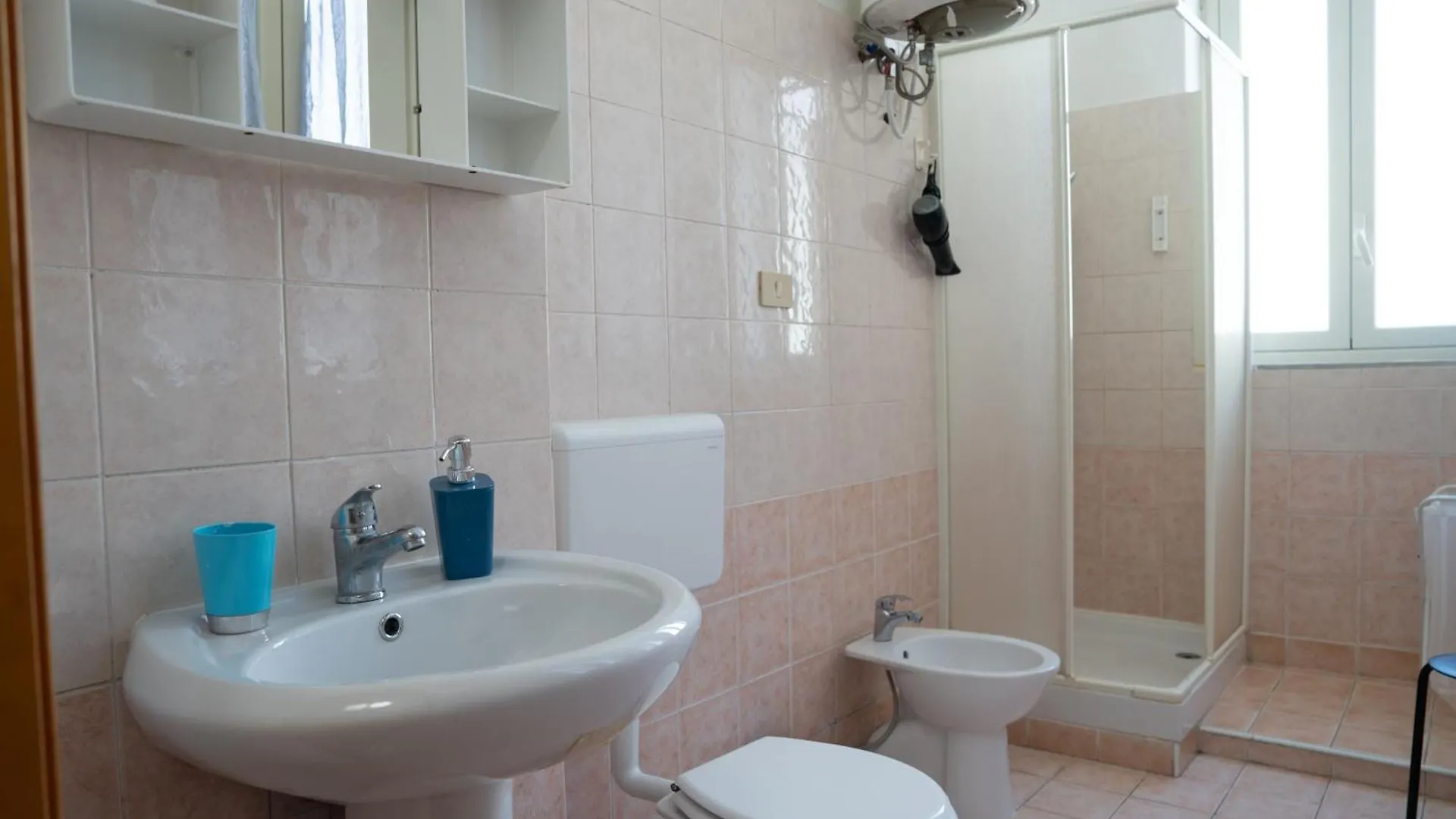 Nocleg ze śniadaniem Bed and Breakfast Tra L'Etna E Il Mare Via Oberdan Katania