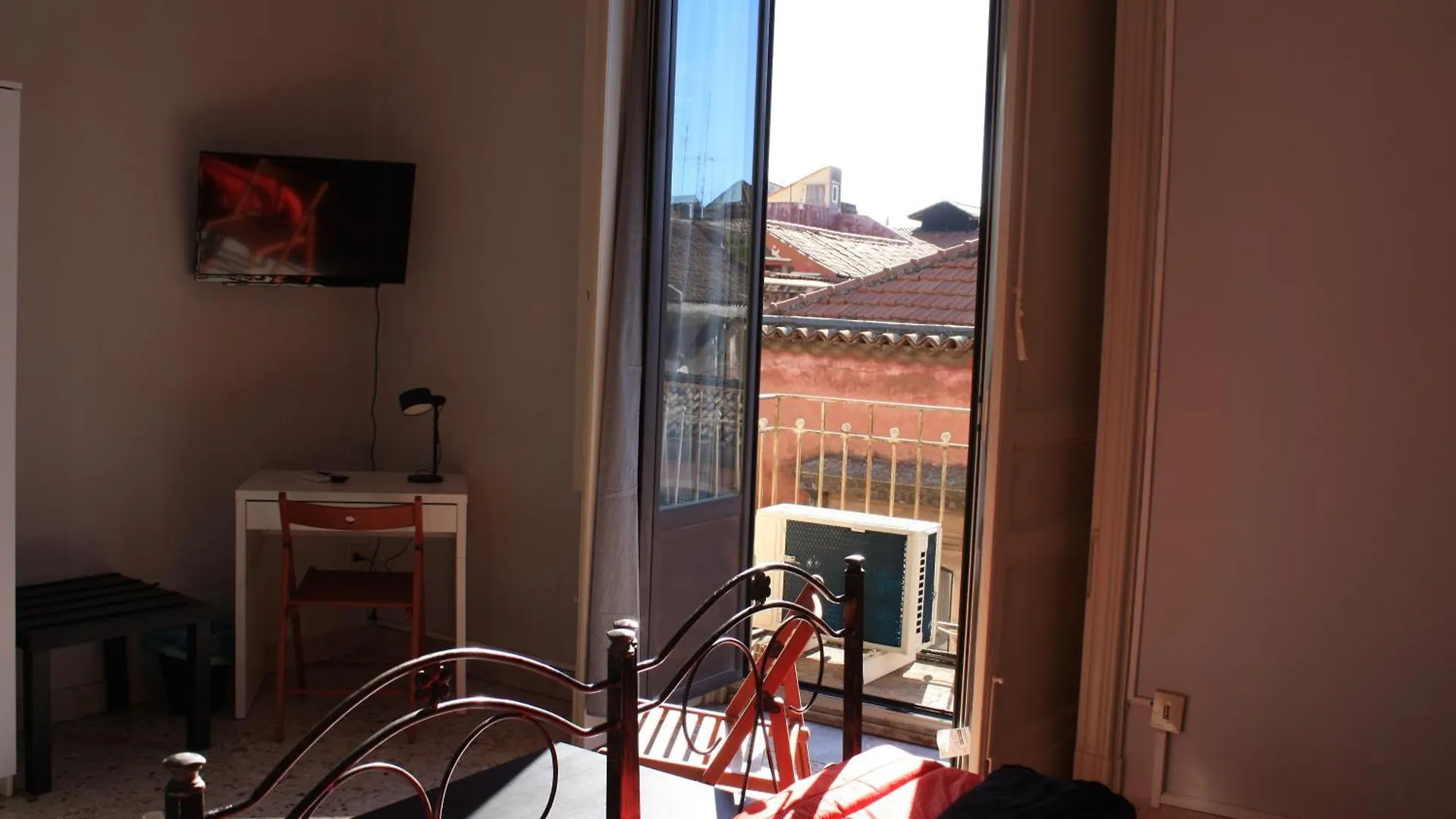 Tra L'Etna E Il Mare Via Oberdan Bed & Breakfast Catania Italy